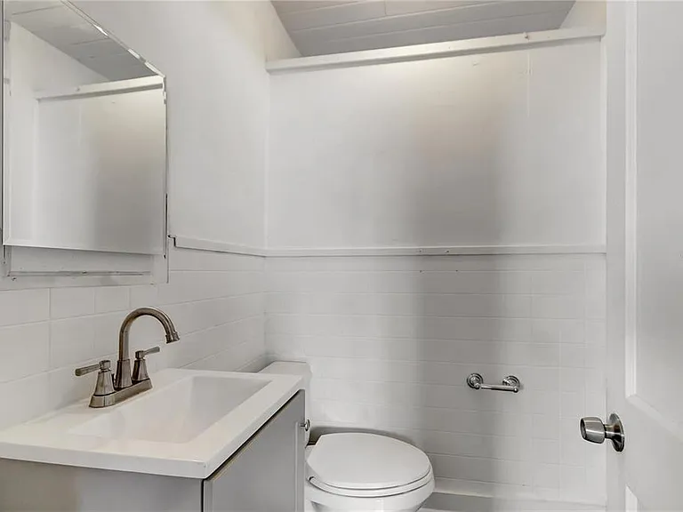2701 N Fremont Ave — Photo 16