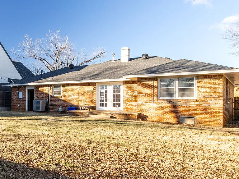 2730 W Country Club Dr — Photo 21