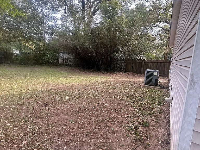 6 Georgia Dr — Photo 9