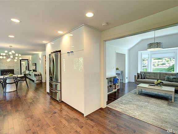 3rd image of 4317 245th Ave SE
