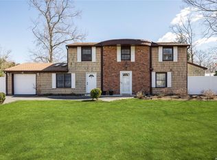 173 Crystal Brook Hollow Rd, Port Jefferson Station, NY 11776