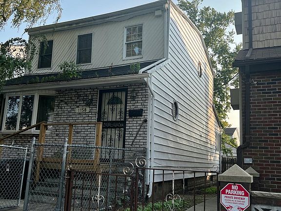 5th image of 1158 E 88th St