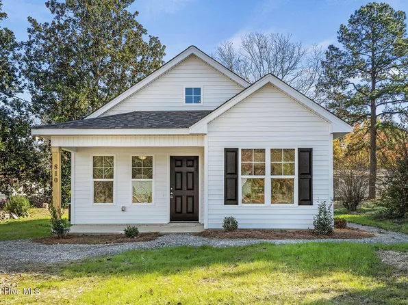 810 S Goldsboro Street, Fremont, NC 27830