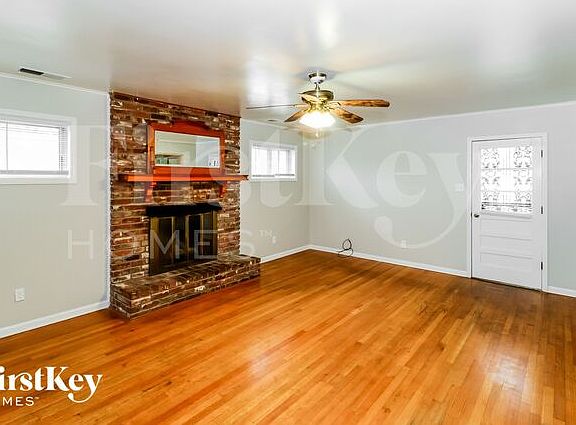 3rd image of 561 Herzl St