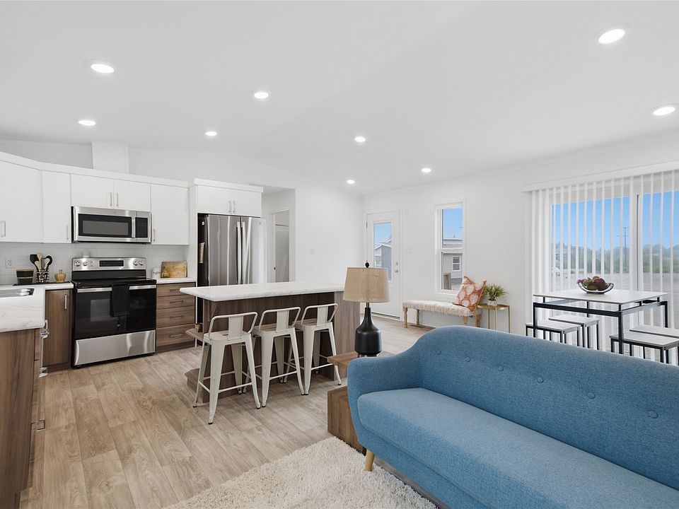 1st image of 235 Aylmer Rd #30