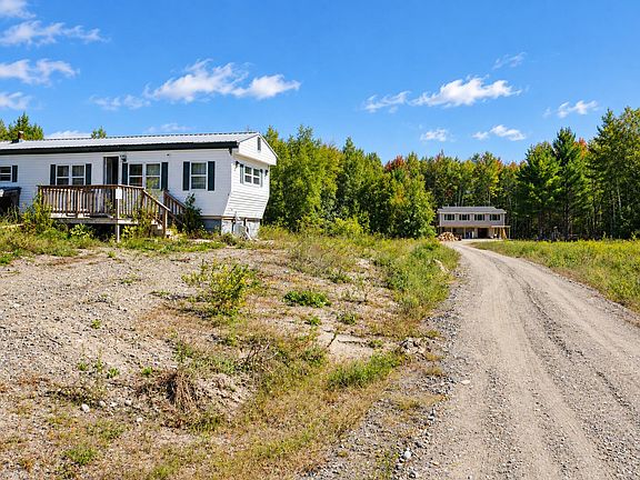 2nd image of 657 Main Road