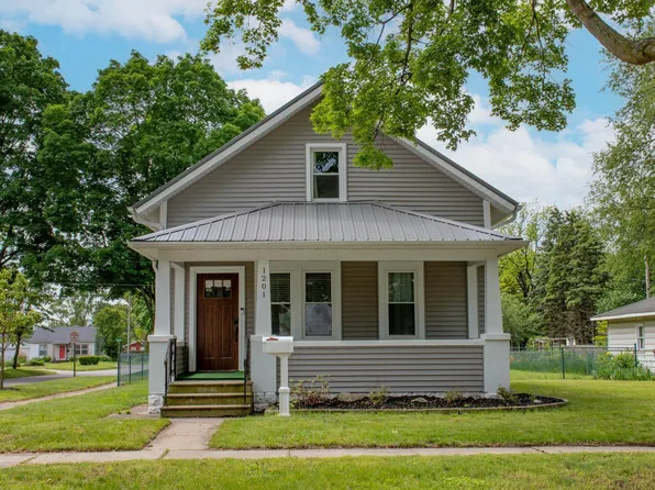 1201 Maple Row, Elkhart, IN 46514