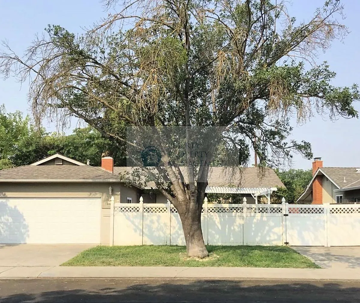 3 bed, 1396 sqft, $2,150 — Photo 1