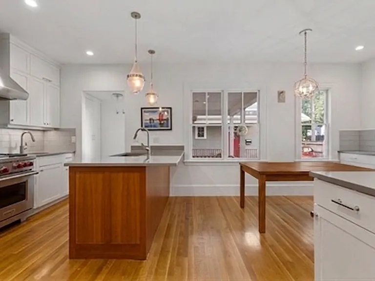 191 Davis Ave #191 — Photo 4