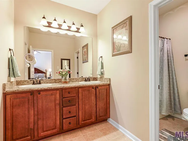 8604 Abertay Ave — Photo 7