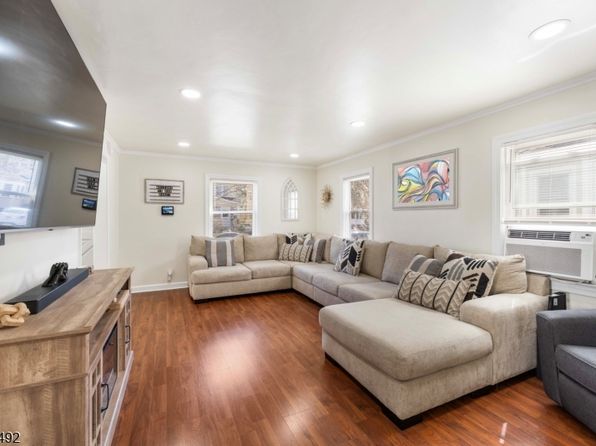 132 S Maple Ave, Springfield Twp., NJ 07081