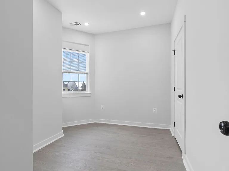 54 Rhode Island Ave NW — Photo 22