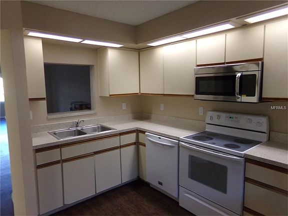 2nd image of 1245 S Martin Luther King Jr Ave #101