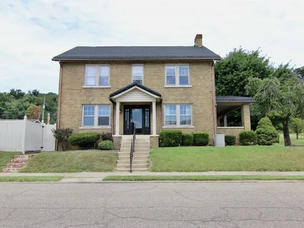 2303 Sunrise Ave, Portsmouth, OH 45662