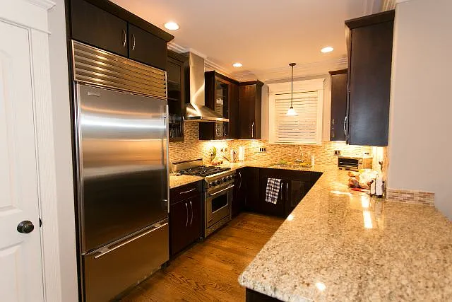 831 W Buckingham Pl #2C — Photo 2