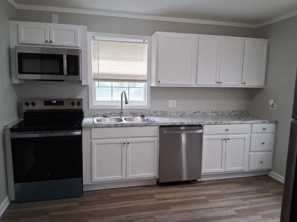 10330 Midland Rd #B-1, Freeland, MI 48623