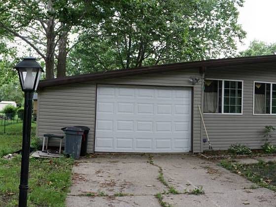 2nd image of 505 Morris Rd