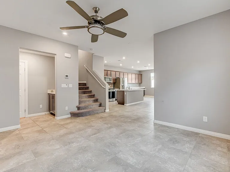 10669 Sariah Skye Ave — Photo 7