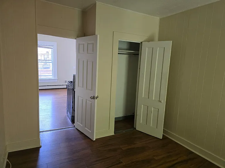 22 Oak St #2 — Photo 8