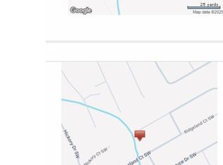 4662 Ridgeland Dr SW, Lilburn, GA 30047