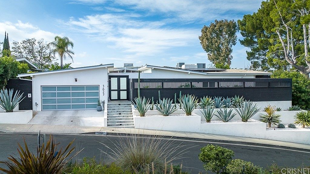 3627 Cody Rd, Sherman Oaks, CA 91403 Zillow