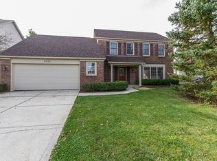 8433 Woodstone Way S, Indianapolis, IN
