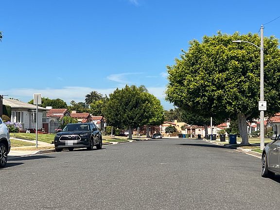 4th image of 3501 W 74th Pl