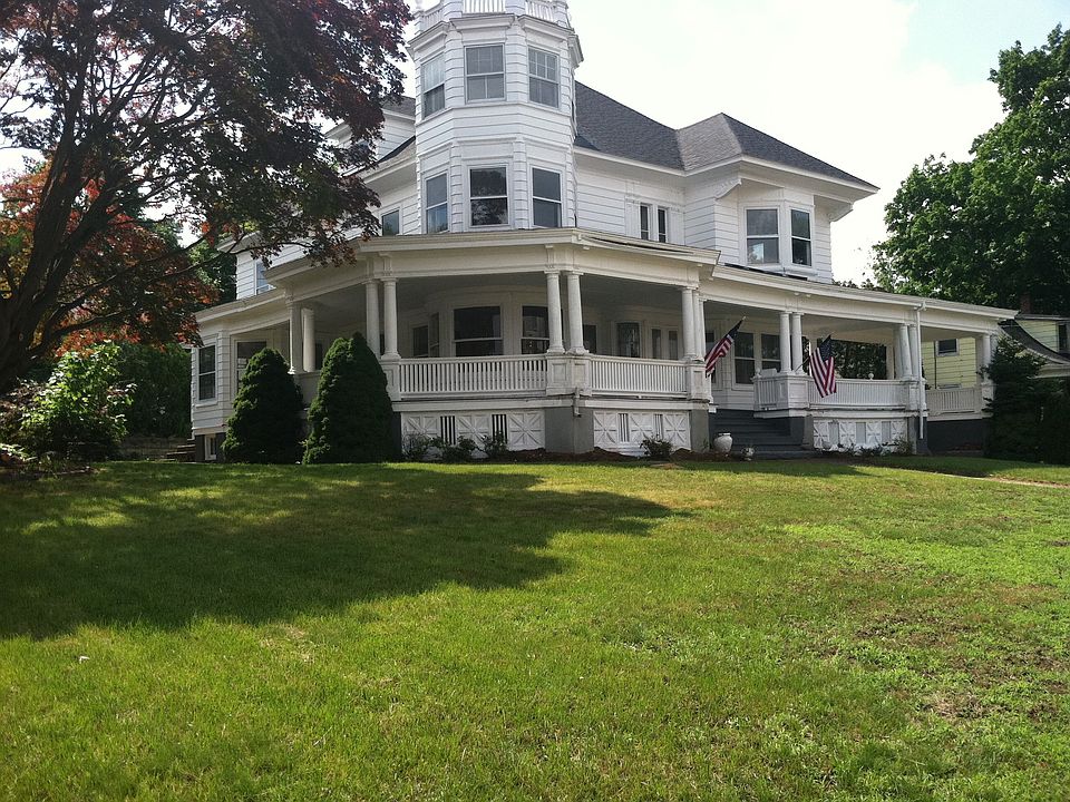 195 Pequot Ave New London CT Zillow