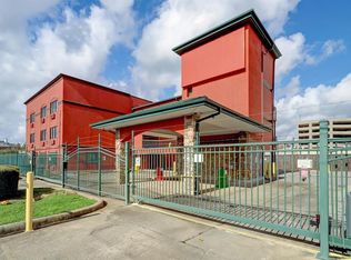 1025 Swanson St #210, Houston, TX 77030
