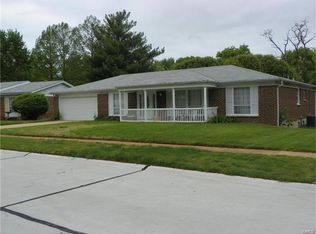 3879 Eadstone Ln, Florissant, MO 63033