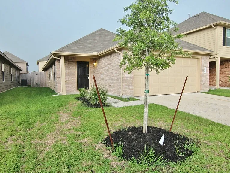 5838 Kyle Cove Dr — Photo 5
