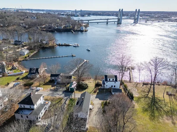 20 Walker Avenue, Kittery, ME 03904