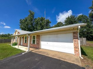 110 Mockingbird Ln, Linden, TX 75563