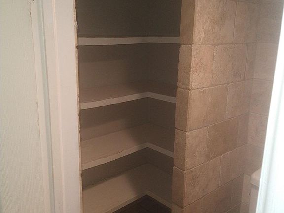 2nd image of 5011 Lindsay St APT 5