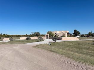 10554 Brenton Ct, Dodge City, KS 67801