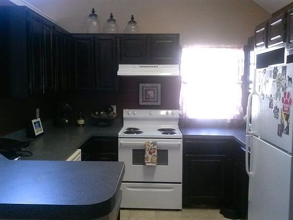 4th image of 3202 Parkchester Square Blvd APT 204