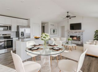 825 NW 3rd St, Bondurant, IA 50035