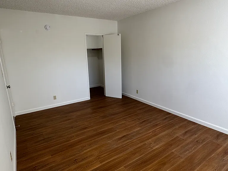 1009 N Hayworth Ave #16 — Photo 19