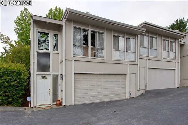 2nd image of 441 Ridgeview Dr