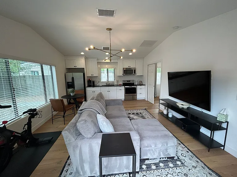 4016 E Avalon Dr — Photo 25