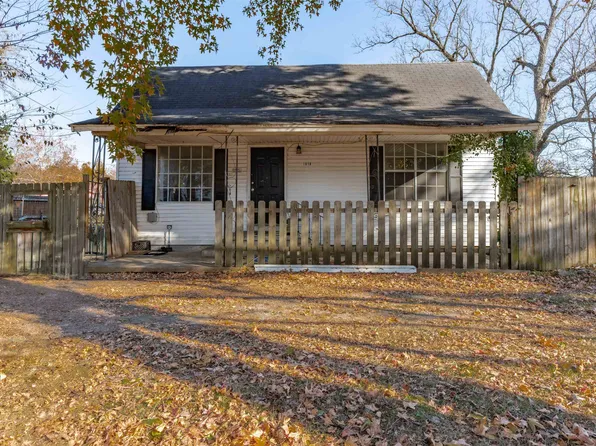 1618 S College St, Covington, TN 38019