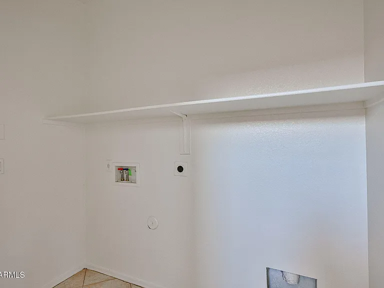 14584 W Watson Ln — Photo 14