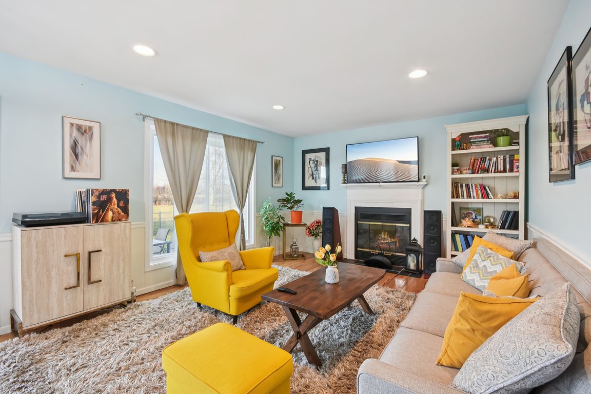 next background image