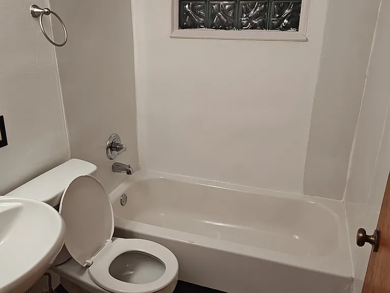 257 15th Ave N #1 — Photo 10