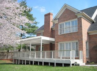 2001 Saint Ives Blvd, Knoxville, TN 37922