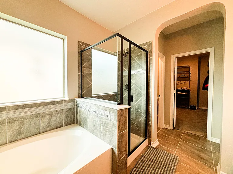 8134 Emmeline Dr — Photo 21