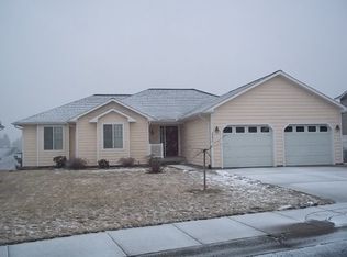 2250 NW Ridgeline Dr, Pullman, WA 99163