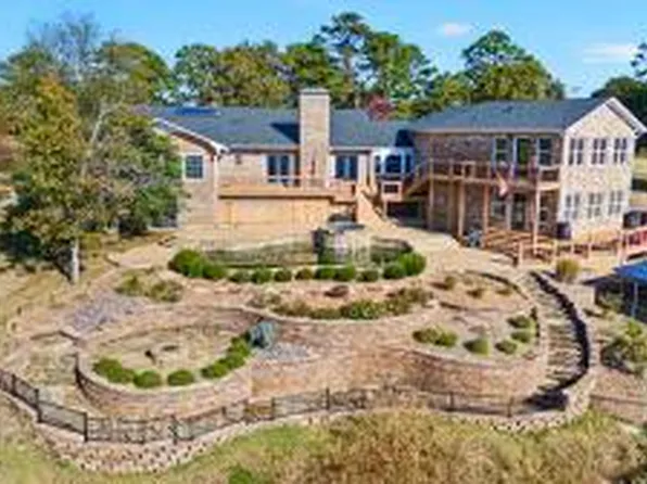 159 Grand Crest Dr, Russellville, AR 72802