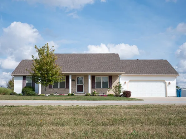 102 Parkview Dr, Jackson Center, OH 45334