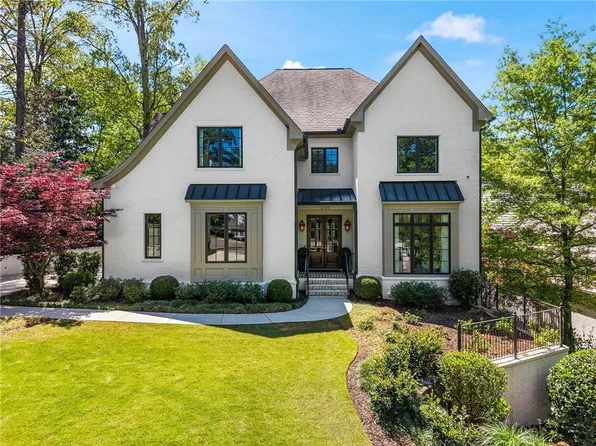 230 Danbury Ln, Sandy Springs, GA 30327